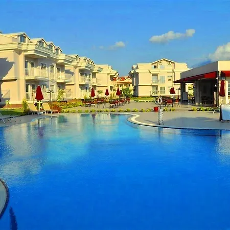 Daphne Lycia Apartment *